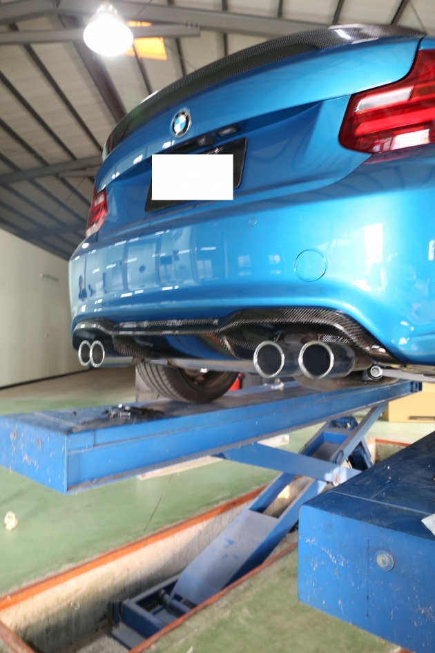 F87 M2 rear diffuser,carbon by vacuum 2